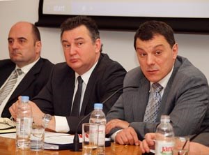 Slika topvijesti/godina2010/ozujak/casnici za vezu/casnic_za_vezu_tx_1.jpg